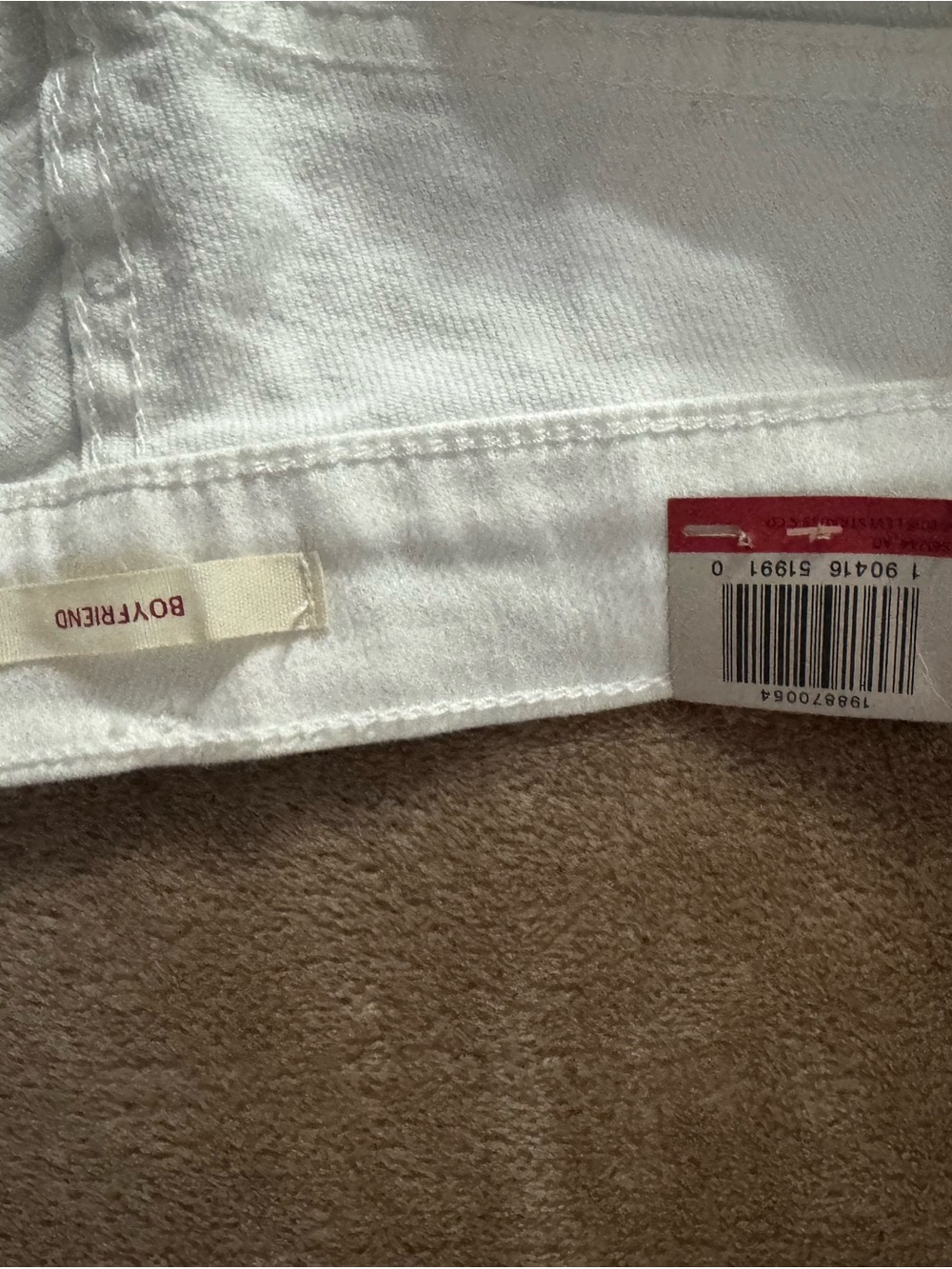 Levi's White Boyfriend Jeans - Picture 6 of 7